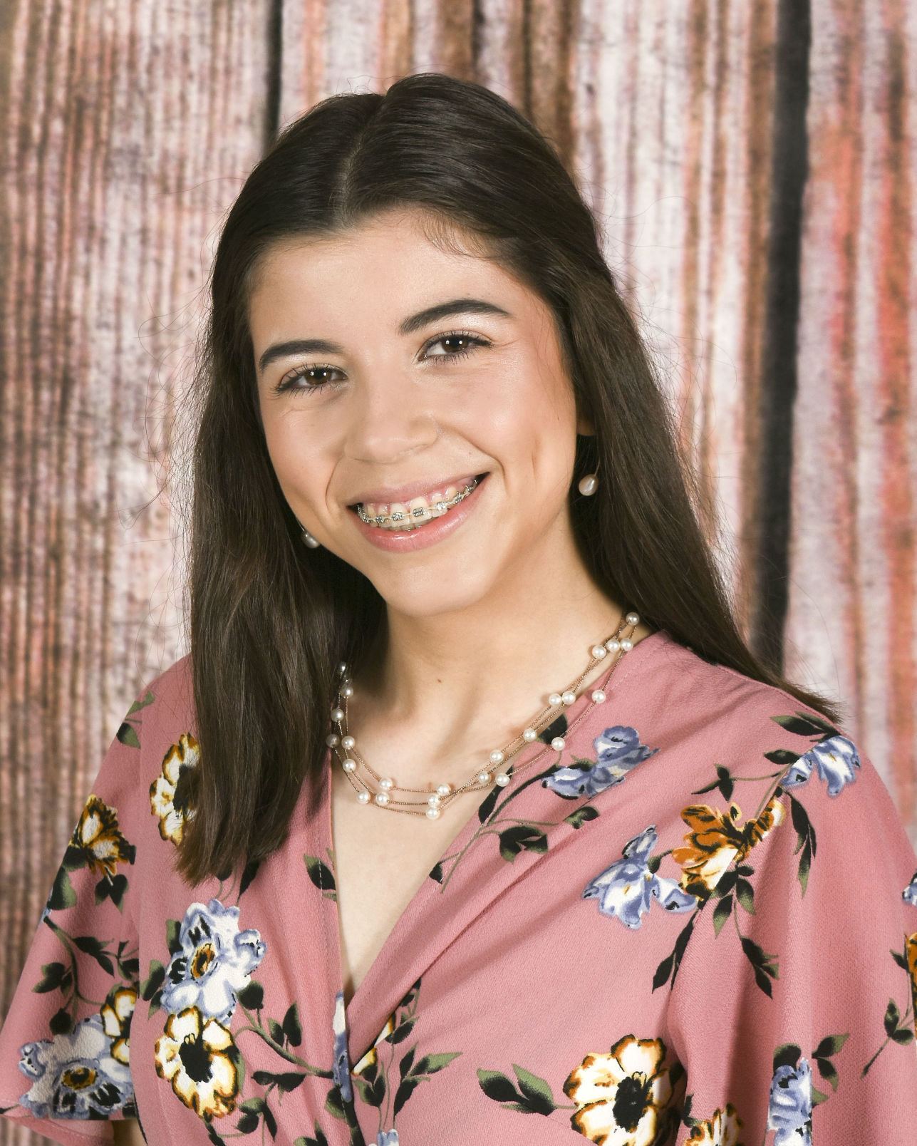 Nathalia De Souza - Miss Outstanding Teen contestant